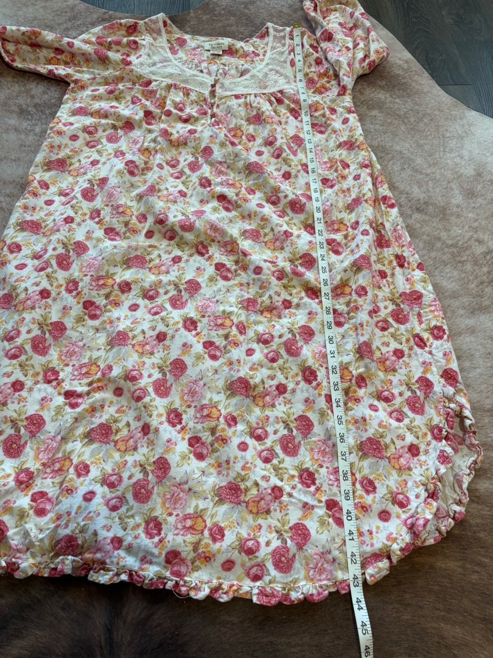 Victoria's Secret Vintage Gold Label Floral Lace Nightgown P/S - Picture 9 of 9